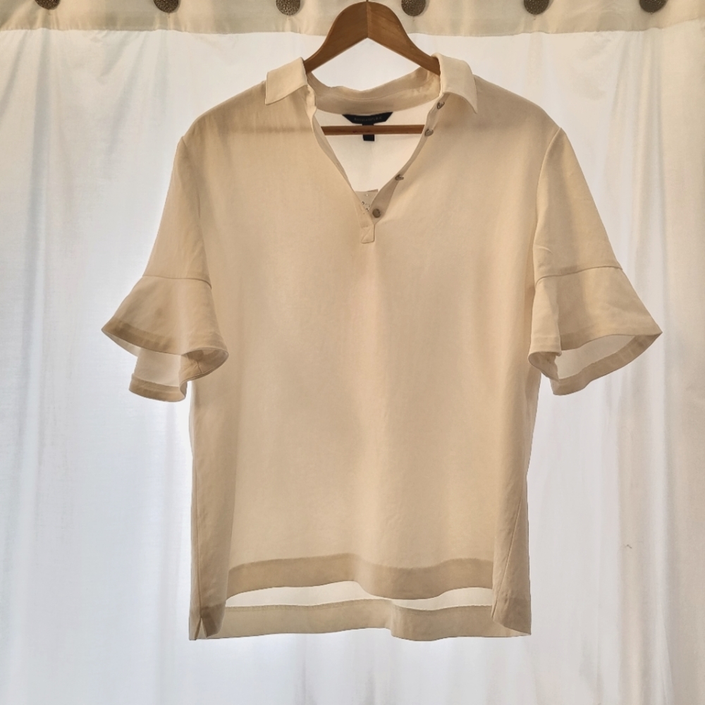 Chic & stylish ladies blouse